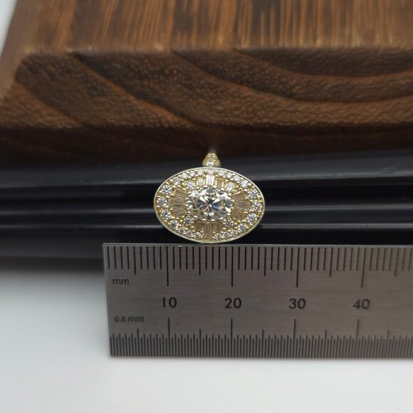 Size 8 925 Sterling Silver 7.75mm x 5.75mm Moissanite Diamond Ring - Picture 7 of 8